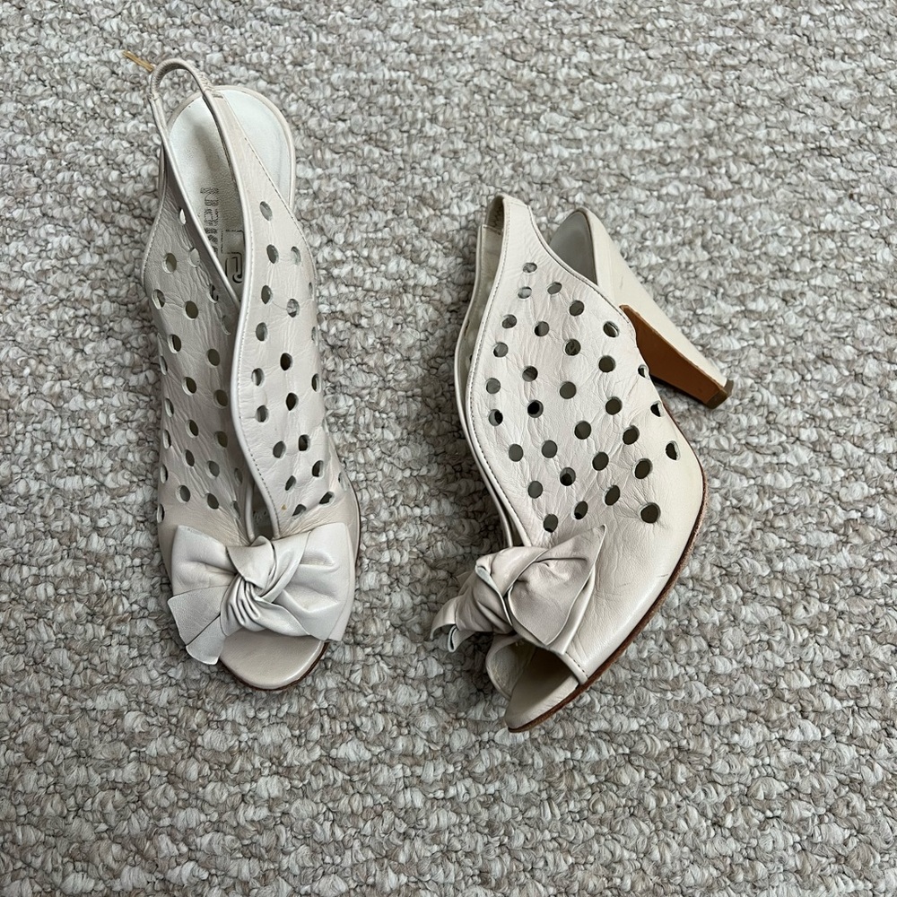 Pakerson heels white bow peep toe size 38 - Picture 1 of 12
